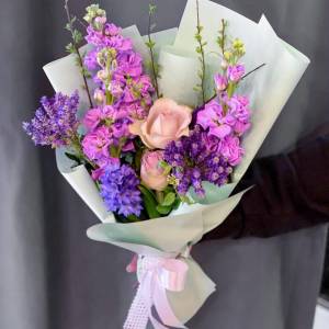 Букет с гиацинтами "Соблазн"