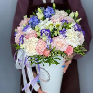 Букет с гиацинтами "Париж"