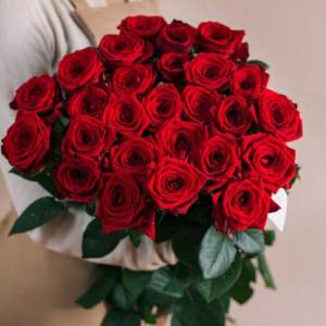 Красный букет из 31 роз