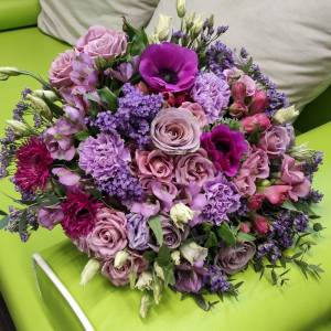 Букет с анемонами "Лаванда"